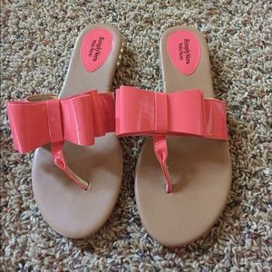 Coral Vera Wang sandals, NEW!