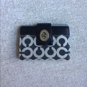 Not in need of a wallet!