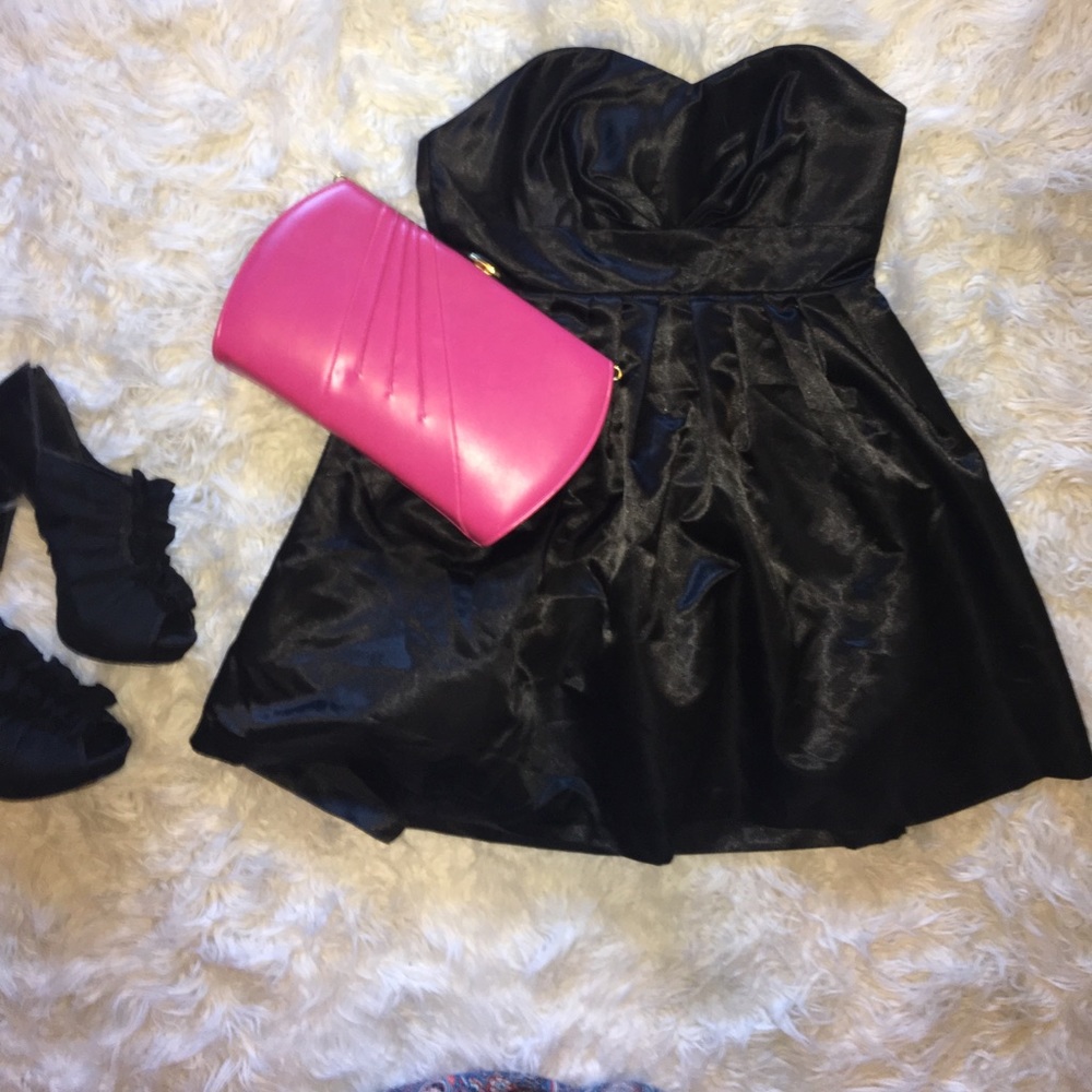 Black strapless sweetheart dress with underskirt