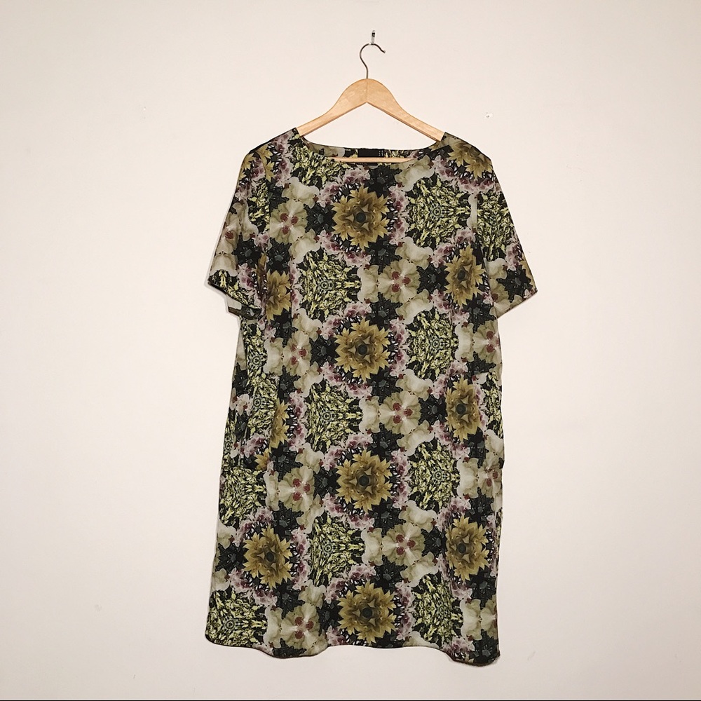 Asos graphic print swing dress w/ POCKETS