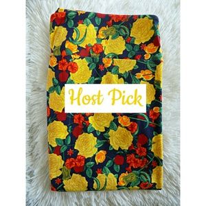 ⚡SALE HP! LulaRoe TC Yellow Rose Floral Leggings