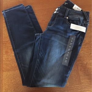 Vanity Skinny jeans!