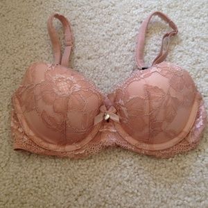 VS Nude Lace Bra (NIB) *Updated* Final Price Drop