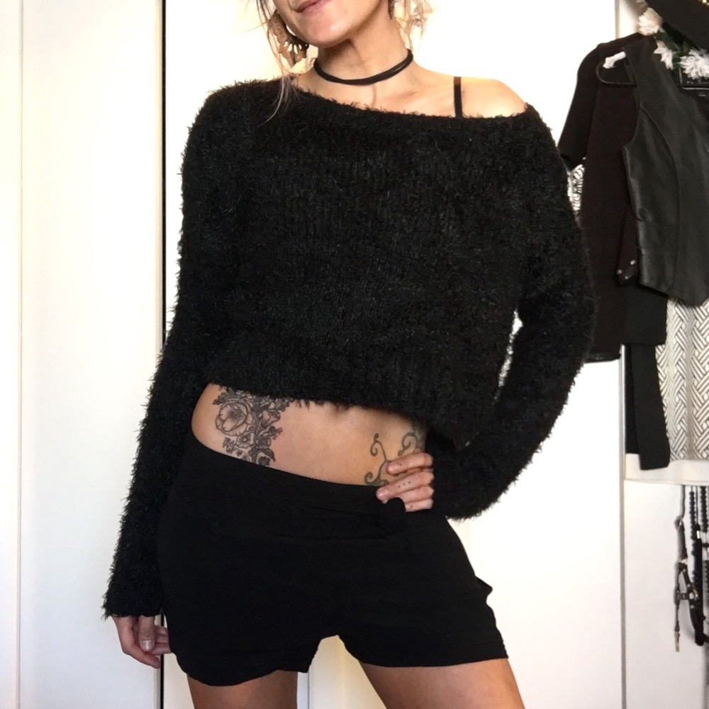 Cropped Angora-style Sweater - Black