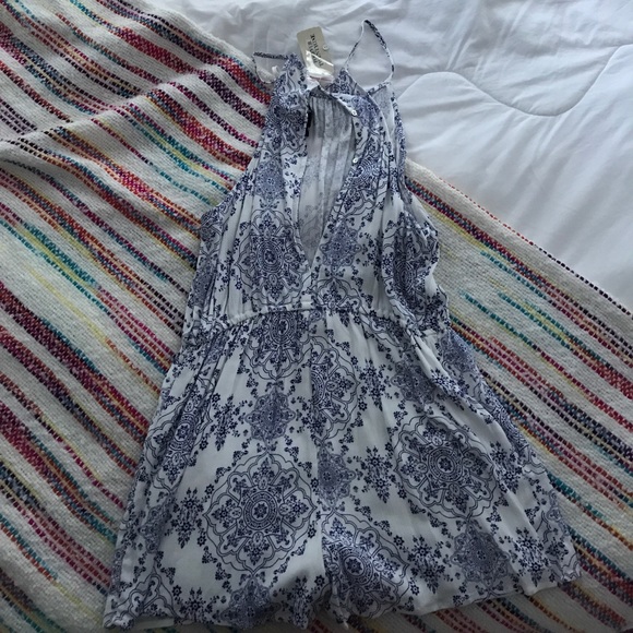 Blue and white NWT romper - Picture 2 of 3