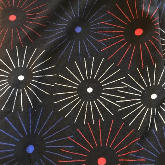 LULAROE AMERICANA KIDS LEGGINGS BLACK L/XL - Picture 3 of 6