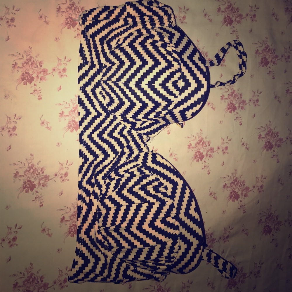 Perfect xhilaration top