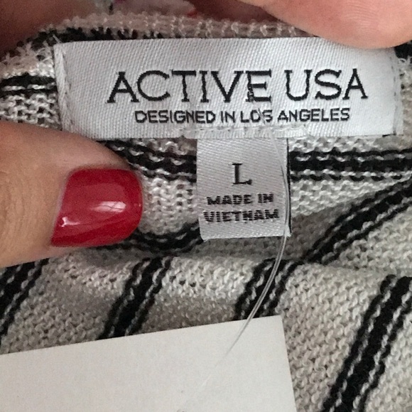 Black and white tank top - Picture 3 of 3