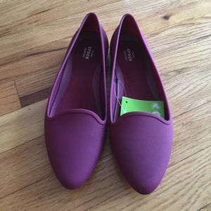 NWT Crocs Eve Rain Flats
