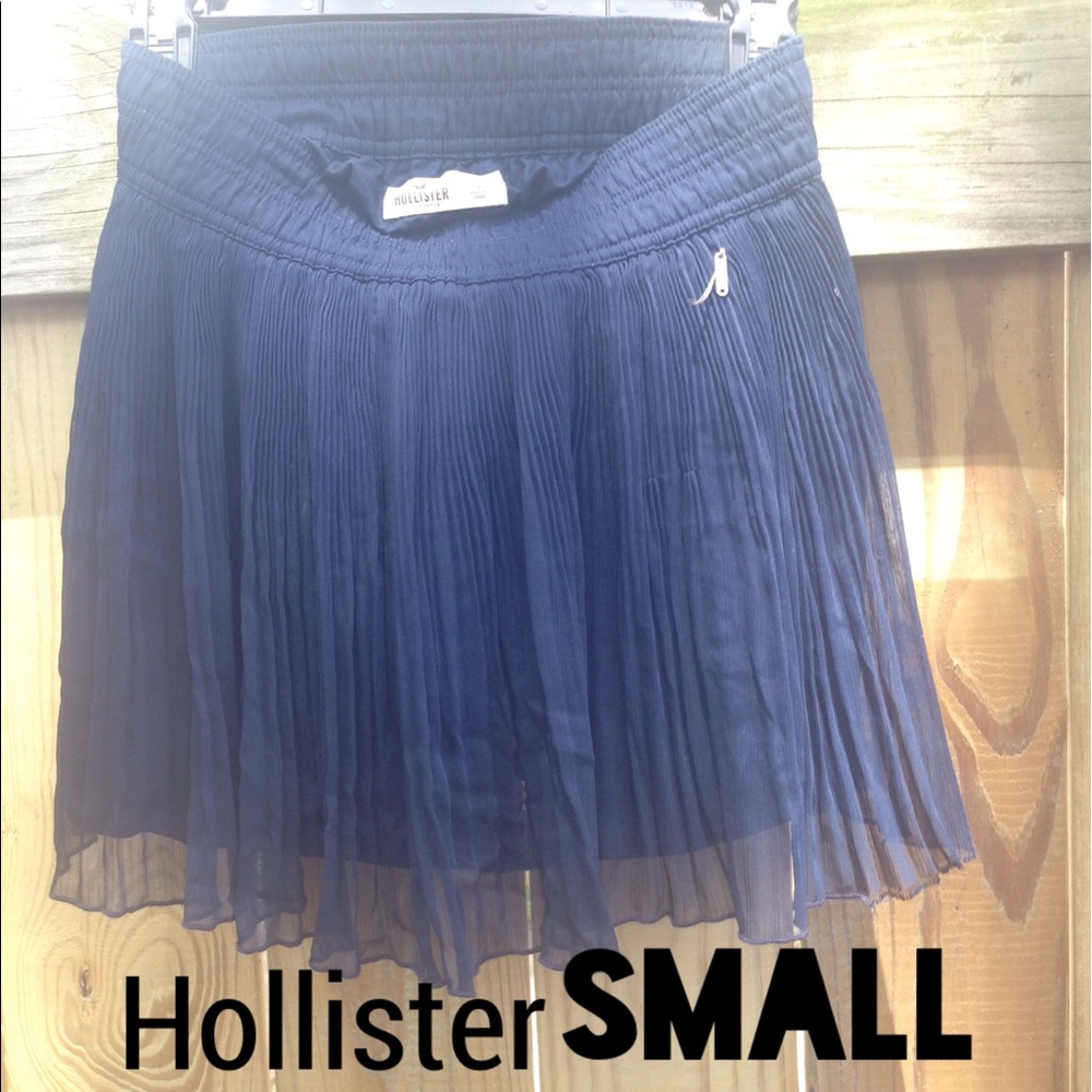Hollister blue skirt size small