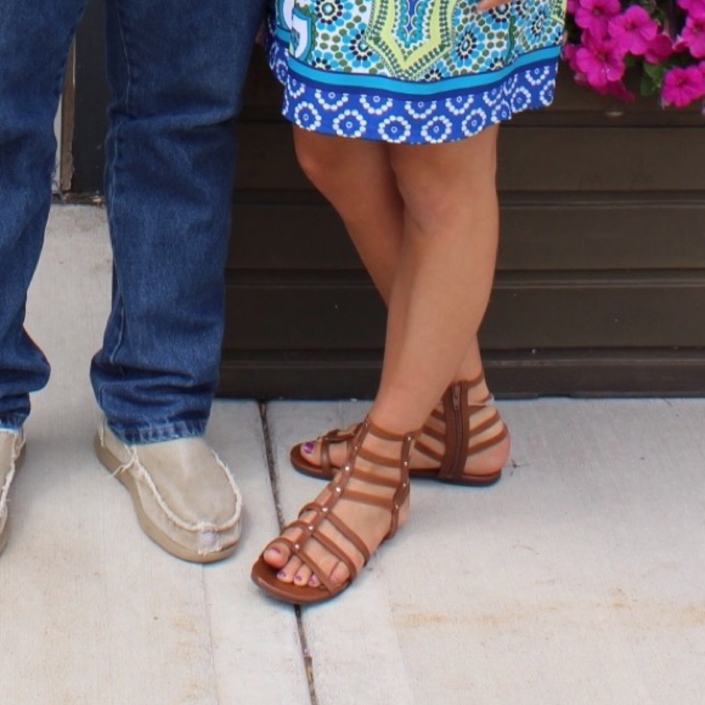 strappy ankle sandals