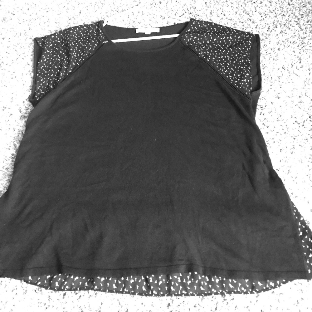 💕 Loft Black Detailed Blouse 💕