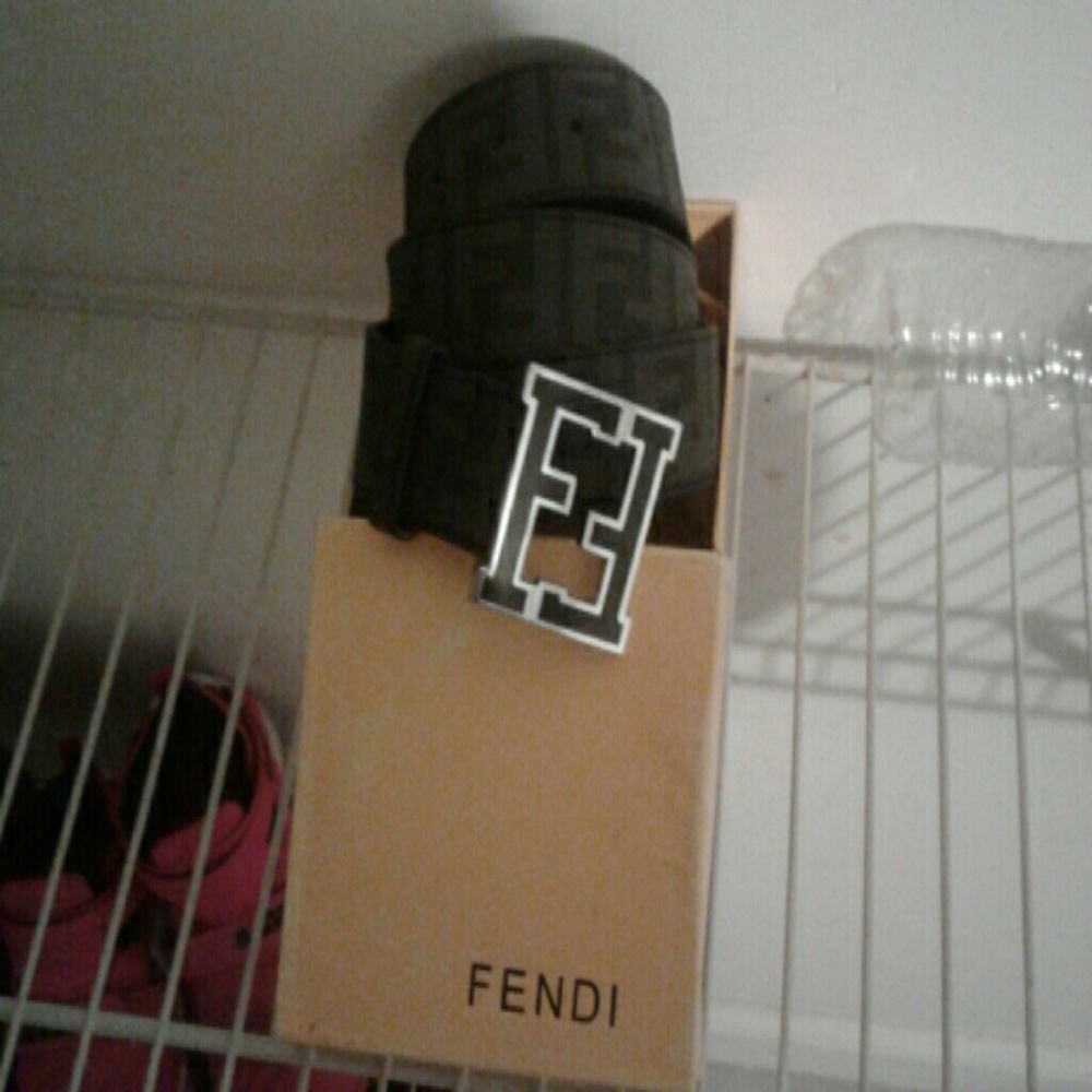 Fendi belt