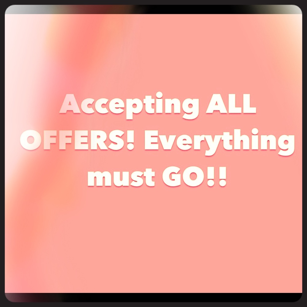 Accepting reasonable Offers ❤️
