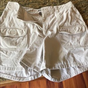 Bass women's shorts size 10