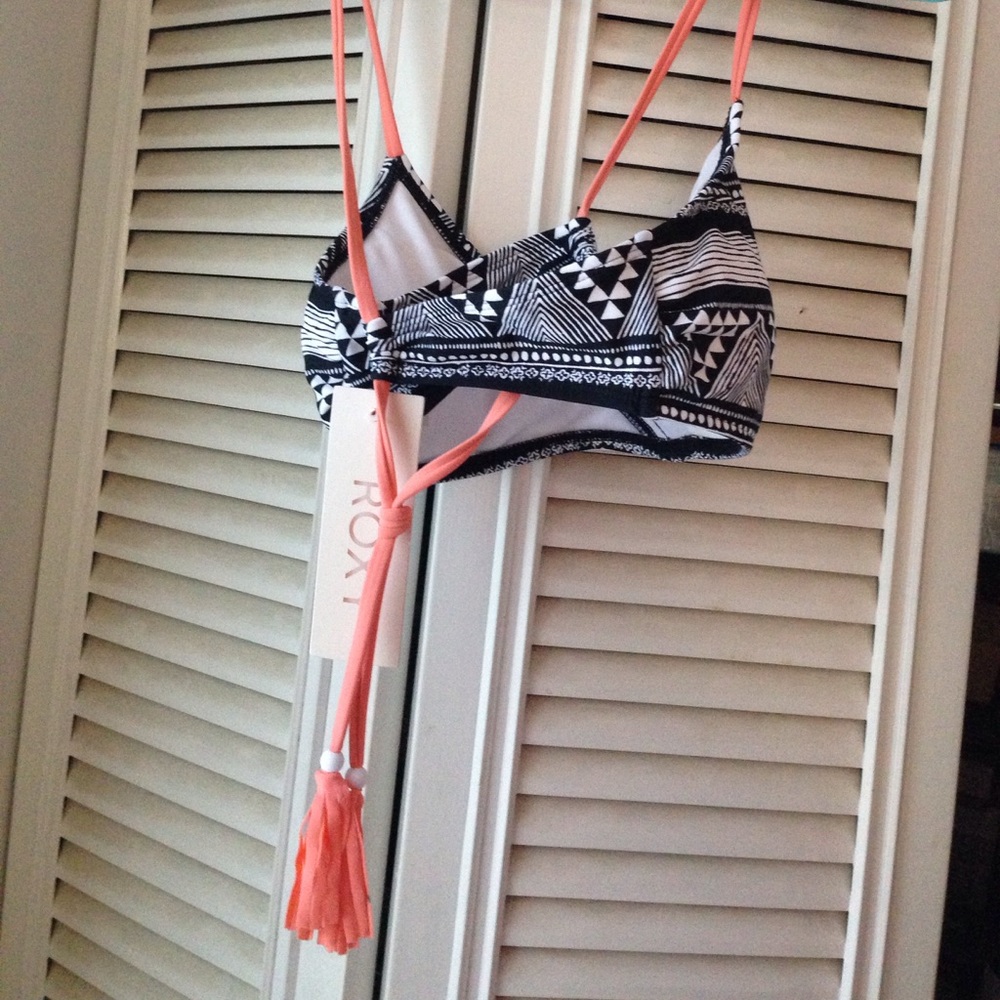 NWT Large Roxy Bikini Top - Picture 4 of 4