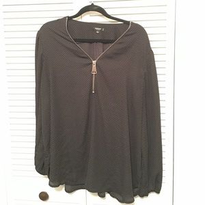 Women's Plus Size 2X blouse with small polka dots