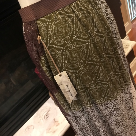 Gimmicks patch work skirt rare ! NWT - Picture 5 of 7