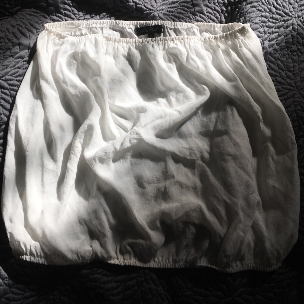 White strapless shirt