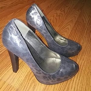 🎉Sale🎉🎉 Cheetah Print G by Guess High Heels