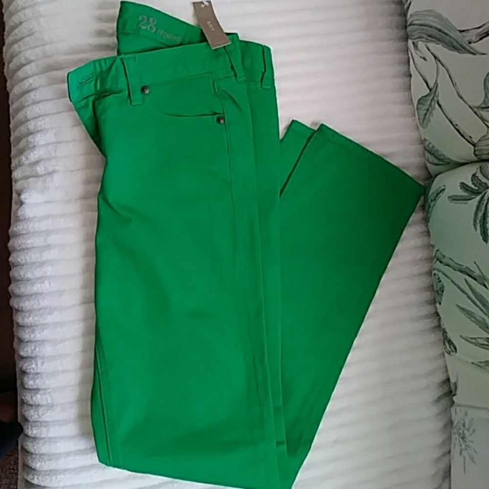 Pleasant Green Skinny's