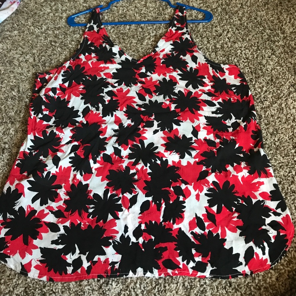 ❤️ GAP Floral Tank