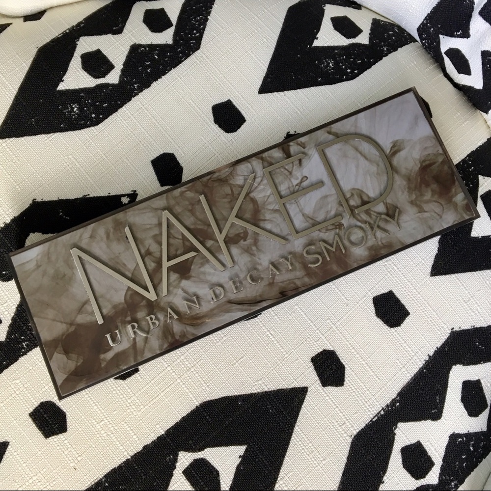 UD | Naked Smoky Palette