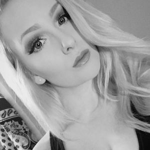 Meet your Posher, Alix