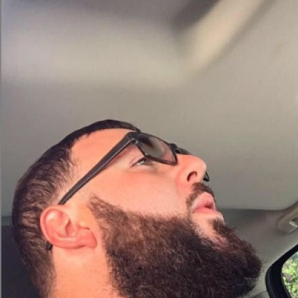 Meet your Posher, Gezim - Picture 1 of 1