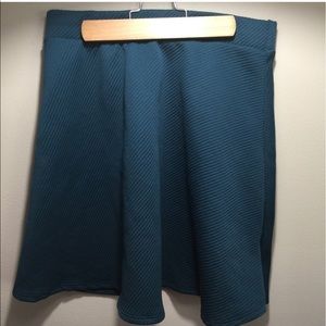 *FREE with purchase of 10$ or more