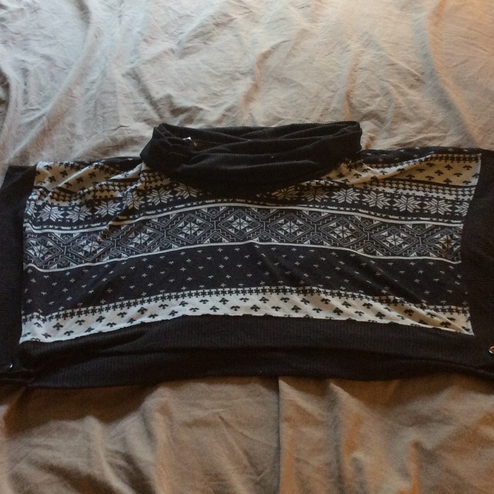 Winter patterned cropped poncho