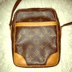 MAKE AN OFFER!!!Louis Vuitton Danube Crossbody Bag