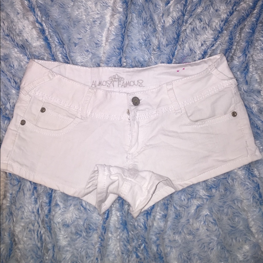 Size 5 white jean shorts! MAKE AN OFFER!!!