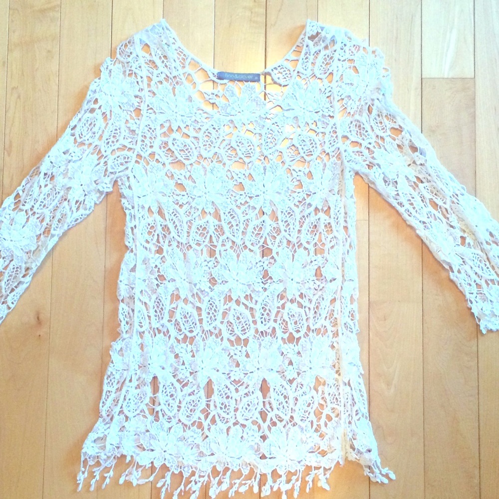 FINN & CLOVER Ivory Crochet/Lace Top
