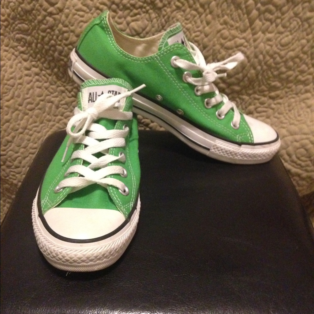 Green Converse Size 5