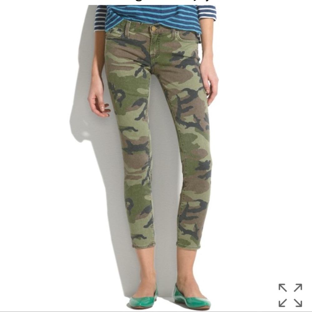 Elizabeth & James textile camouflage skinny jeans