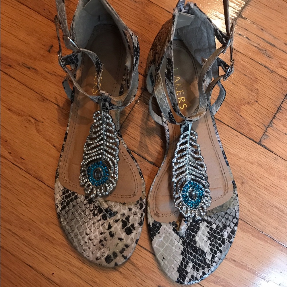 ‼️NEW ITEM‼️ Adorable Sandals