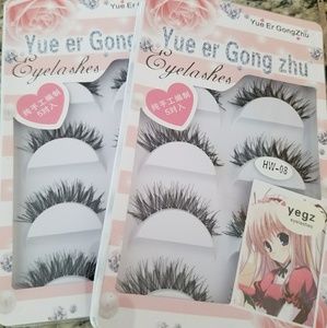 GET BIG ANIME EYES w these strip lashes!!!