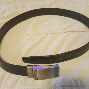 PRICE DROP!! Mens belt