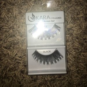 Never used eyelashes