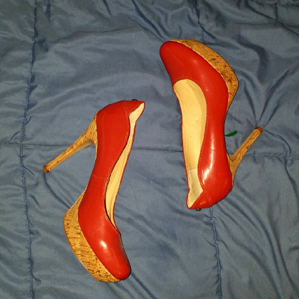 GUESS Orange and Cork Bottom Heels
