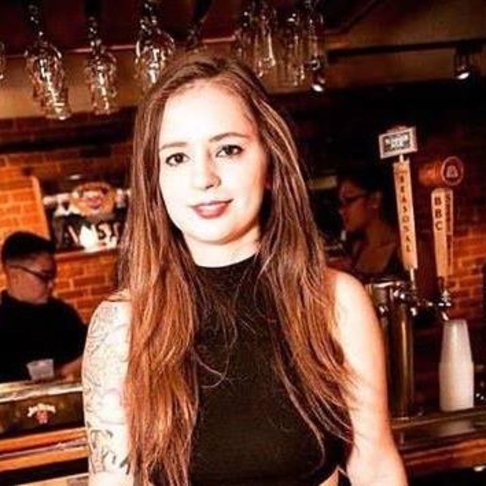 Meet your Posher, Carla