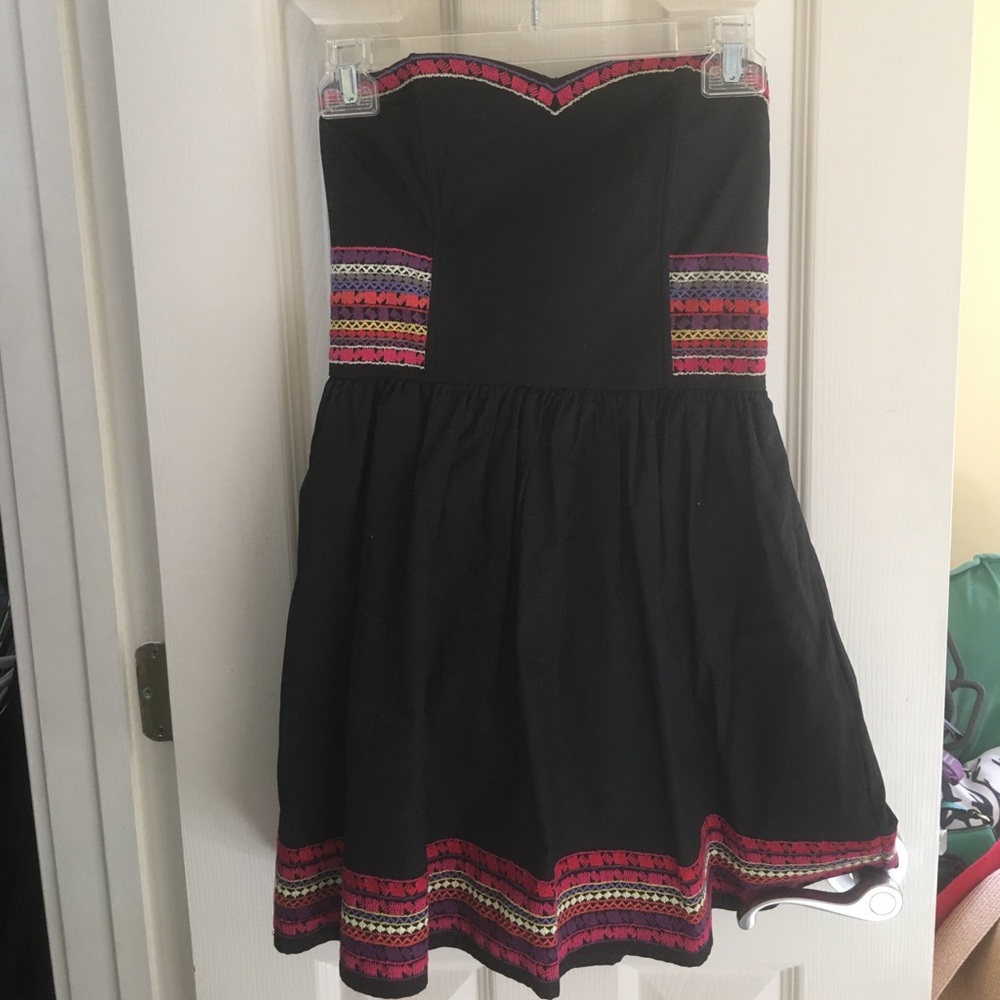 H&M embroidered black strapless dress. Size 4.
