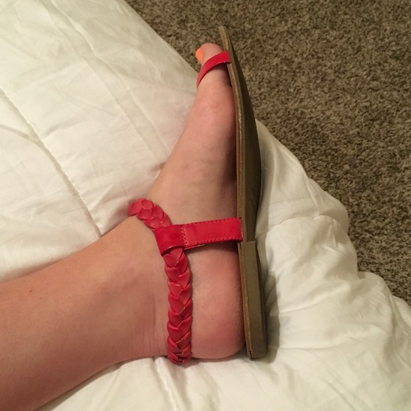 Coral sandals - Picture 2 of 4