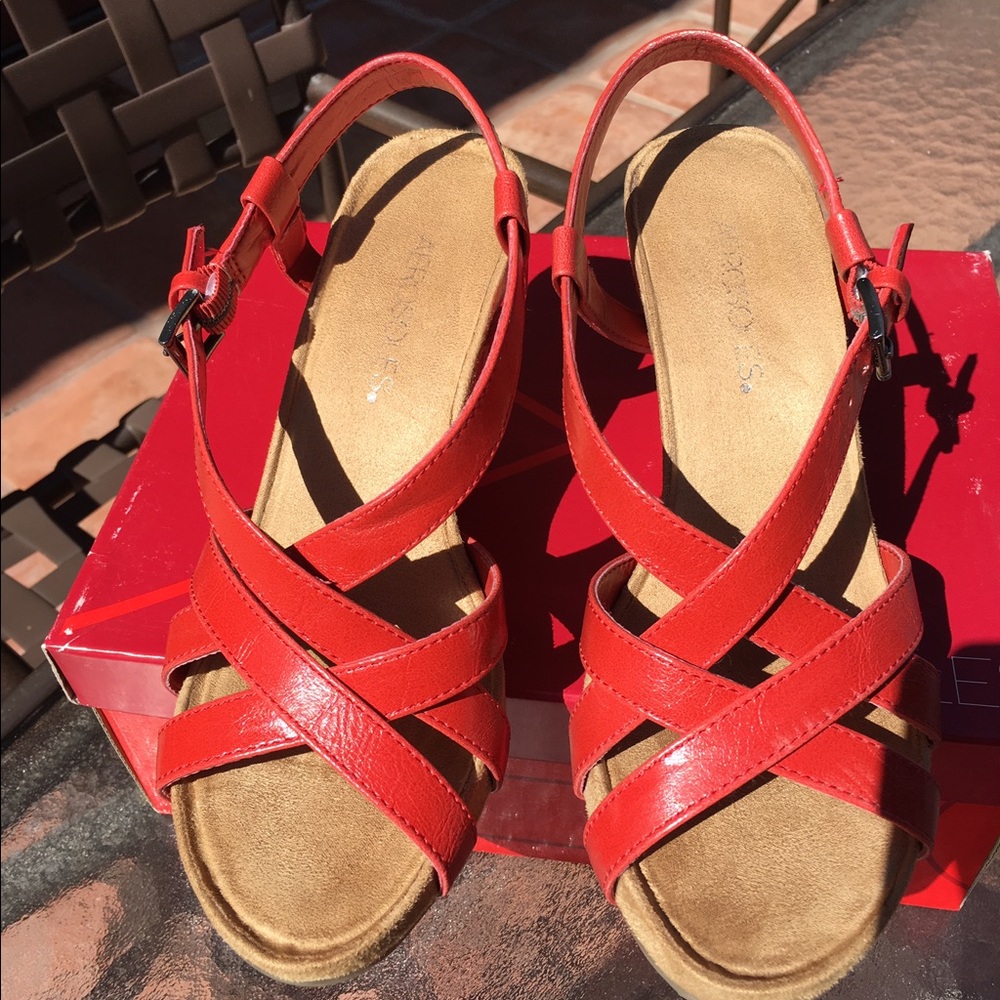 Red orange 61/2 M Wedge Sandals