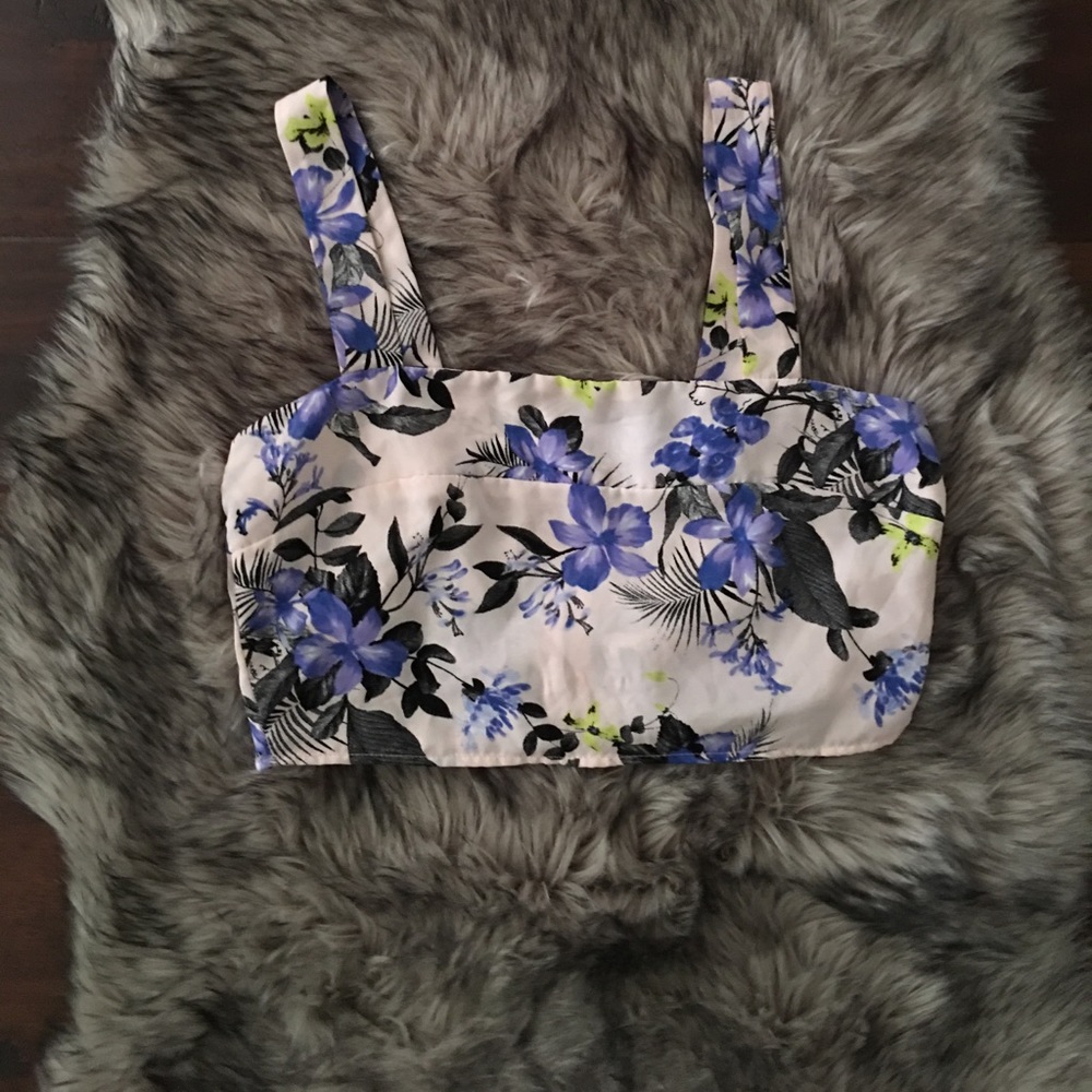 ♡FLORAL HAWAIIN STYLE CROP♡