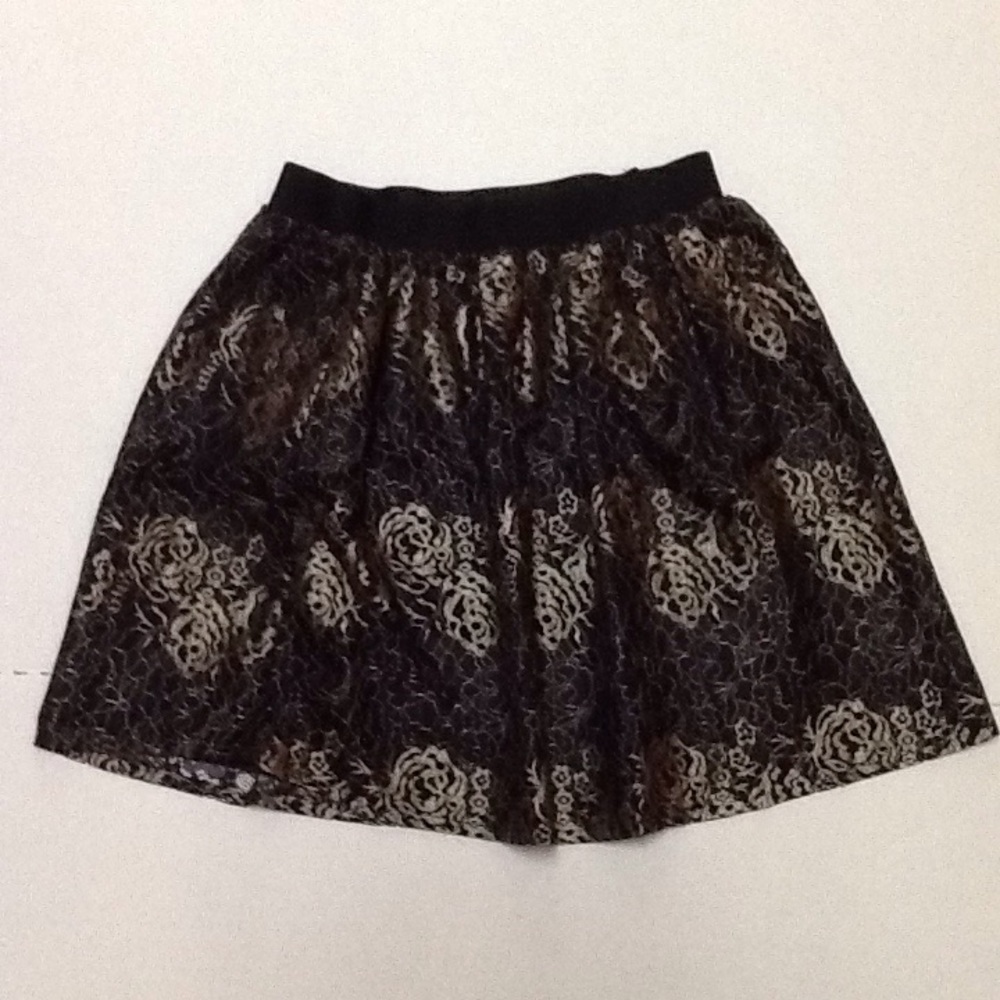 SALE Shirt Skirt set Black Roses Lace - Picture 3 of 4