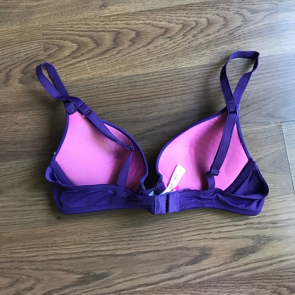 Victoria's Secret Push-Up Bra NWOT - Picture 2 of 4