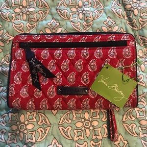 Vera Bradley Wristlet