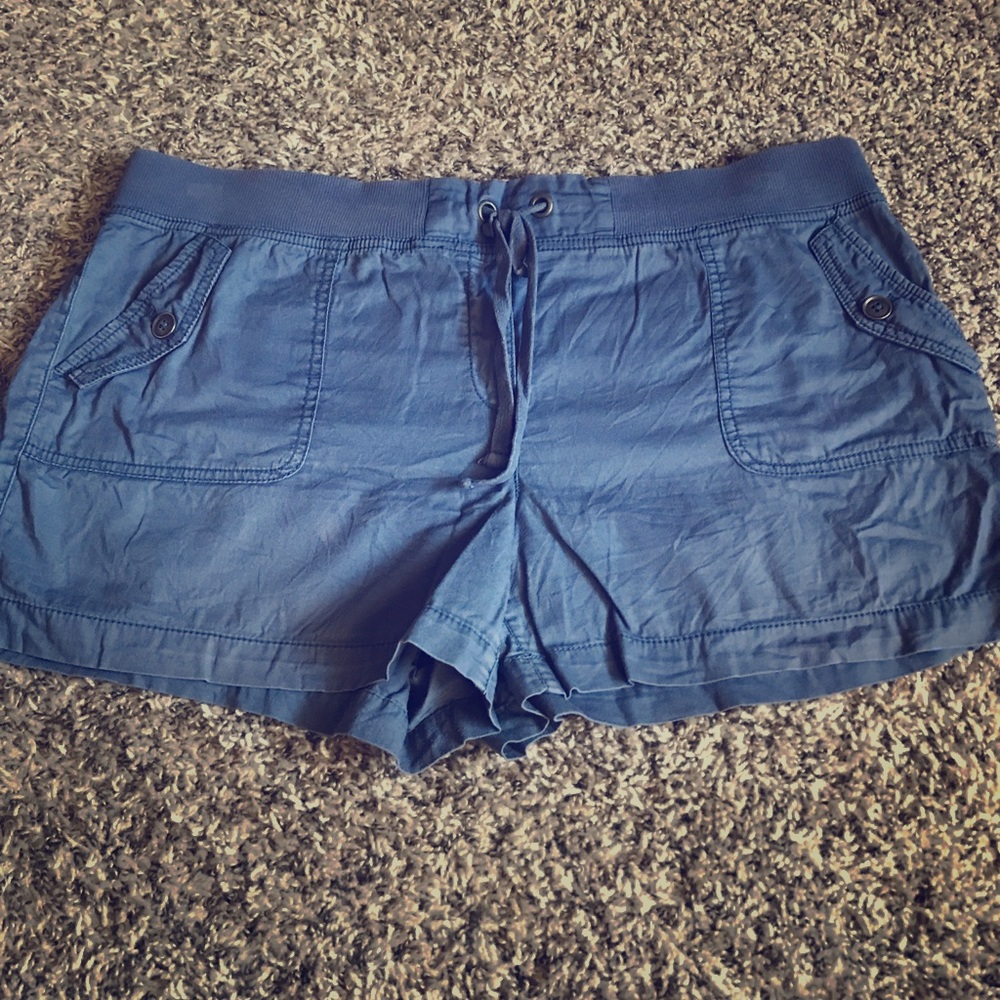 💕💕Loft Blue Cargo Shorts💕💕